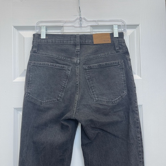 Madewell The Perfect Vintage Straight Jean in Rosella Wash: Ripped Edition - Picture 7 of 13